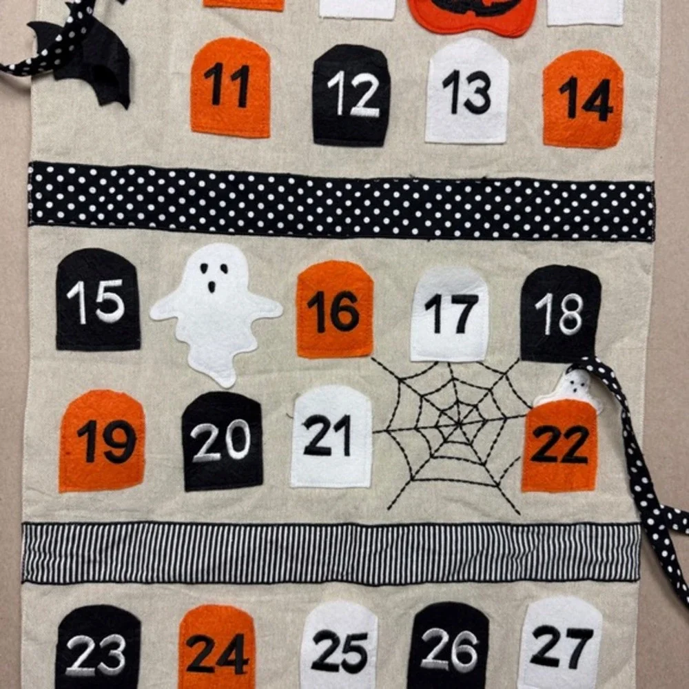 K and K Homeware Halloween Countdown Advent Calendar Fabric Wall Hanging‎